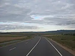 La route R297 actuelle, qui sera remplacée par la M12, dans le kraï de Transbaïkalie. La M12 traversera des contrées reculées.