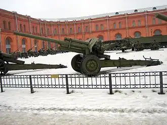 Image illustrative de l'article Canon divisionnaire de 107 mm M1940 (M-60)