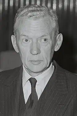 Maurice Couve de Murville(UDR)1968-1969•