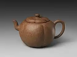 Théière en argile de Yixing, début XVIIe siècle. Metropolitan Museum of Art.