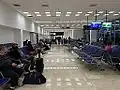 Aérogare B à l'aéroport.