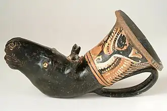 Terre cuite, entre 340 et 320 av. J.-C.(musée Saint-Raymond, Toulouse).