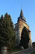 L'église fortifiée.