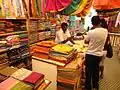 Magasins de vêtements indiens.