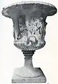 Un des cratères de marbre du Bardo dans le Catalogue du musée Alaoui.