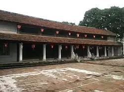 Le hall principal.