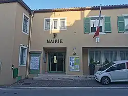 Hôtel de ville.