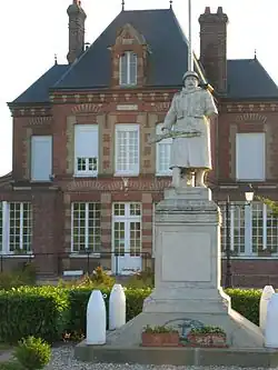 Monument aux morts de Hauville.
