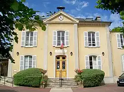 La mairie.