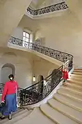 Volée de marches.