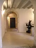 Rez-de-chaussée accès à l'escalier