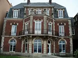 Villa du XIXe&nbsp;siècle sur le boulevard de Verdun.