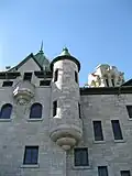 Éléments de la façade