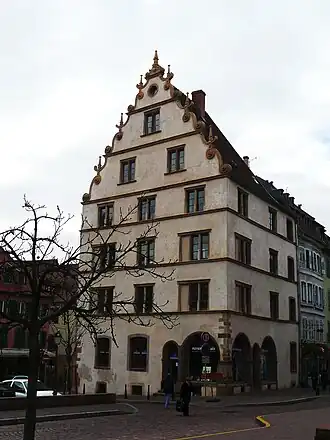 Maison Kern (1594) au no 1 Inscrit MH (1990)