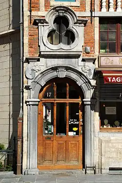 La porte.