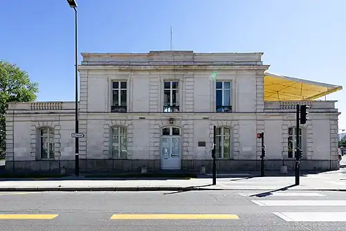 Maison de la mer Daniel-Gilard, ancienne capitainerie du port.