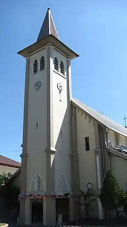 Cathédrale du Sacré-Cœur-de-Jésus de Makassar.