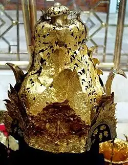 La Binokasih Sanghyang Paké&nbsp;(su), la couronne du Royaume de Sunda