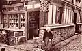 La maison de la Truie-qui-file au début du XXe&nbsp;siècle (carte postale).