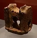 Maquette en terre cuite d'une porte médiévale