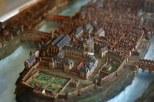 Maquette de Paris vers la fin du XVIe siècle, sur laquelle manque la « Grosse Tour » de Louis VI.