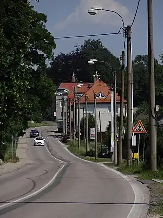 La rue principale.