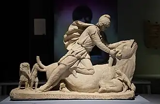Statue en marbre, IIe&nbsp;siècle, British Museum.
