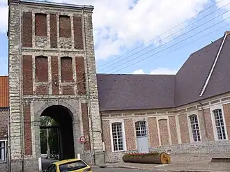 Colombier à Marchiennes faisant office de porte d'entrée de l'ancienne abbaye et accolé à l'ancienne brasserie Dufour(Nord)..