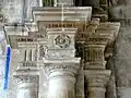 Supports au droit de la façade - rosace.