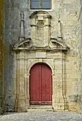 Entrée latérale sud.