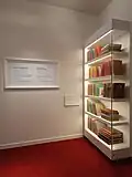 Collection de partitions reliées en cuir de Callas. Les partitions sont du type «spartito», c'est-à-dire qu'il s'agit d'arrangements d'œuvres d'opéra pour piano et voix, à partir desquels l'opéra est étudié par les solistes.