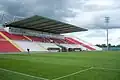 La tribune principale du stade