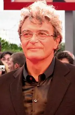 Description de cette image, également commentée ci-après