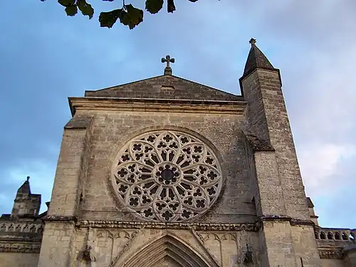 Rosace de la façade ouest et clocheton (oct.&nbsp;2012)