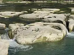 Marmites du diable au lac de Vouglans.