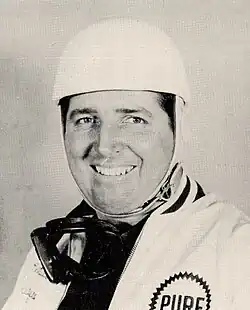 Description de l'image Marshall Teague USAC circa 1957.jpg.