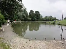 Étang de pêche.