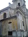 Détail du côté de l'église.