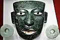 Masque avec incrustations de coquillages pour les yeux et la bouche, retrouvé dans le Templo Mayor à Tenochtitlan.