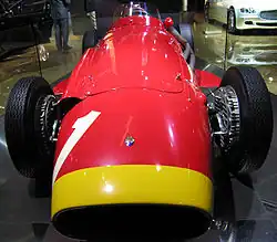 Photo de la Maserati 250F de 1957 utilisée par Fangio en championnat.