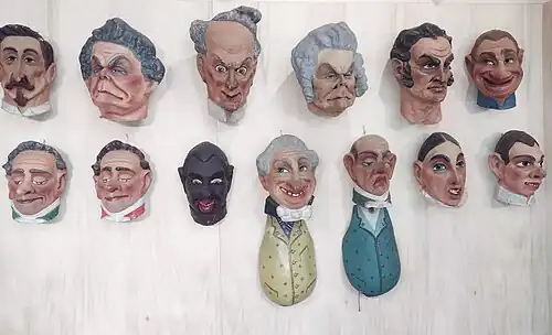 ou caricaturaux