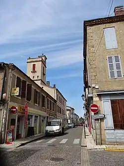 Rue commerçante.