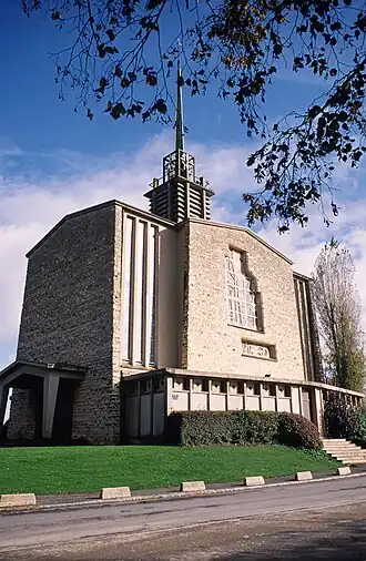 L'église Saint-Firmin.