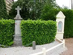 Le monument aux morts.