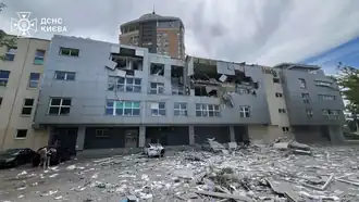 Le centre médical ISIDA, rue Raïssy Okipnoï, après les frappes.