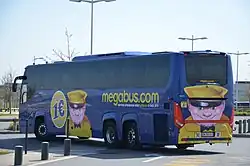 Arrière d'un Megabus en gare de Champagne Ardenne TGV, en avril 2016.
