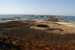 Vue de Krøttøykollen vers Meløyvær