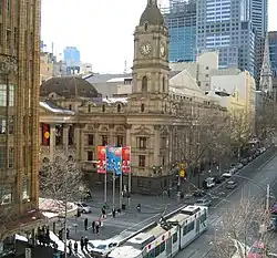 Hôtel de ville de Melbourne&nbsp;(en), Collins Street.