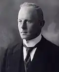 Melchior (Melle) von der Decken&nbsp;(de) (1886–1953) président du Sénat (désignation depuis 1970 : juge président de la Cour d'appel) à Hambourg