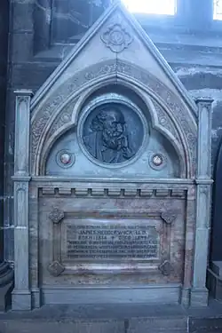 Monument funéraire